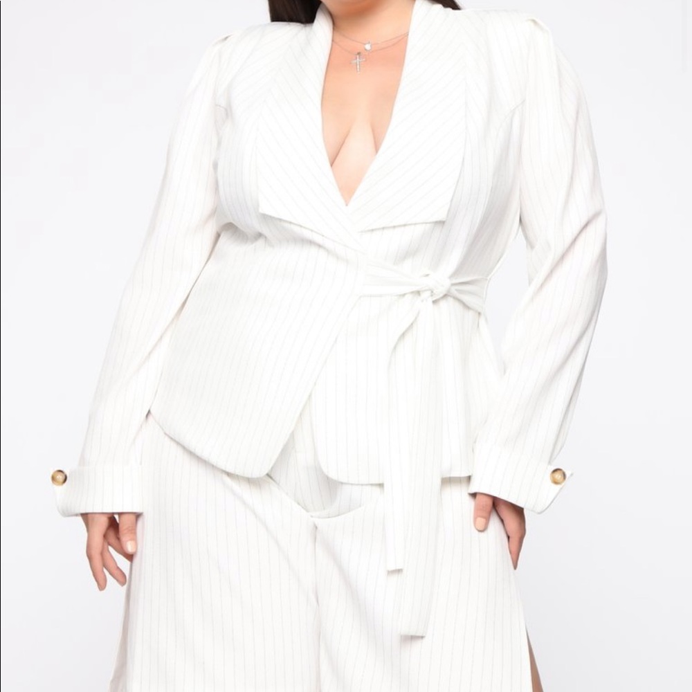 Fashion Nova Plus Size Matching Set - Picture 8 of 8